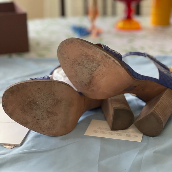 Coach Lexey Solid Snake skin embossed chunky heel sandals size 5.5 - Picture 9 of 12